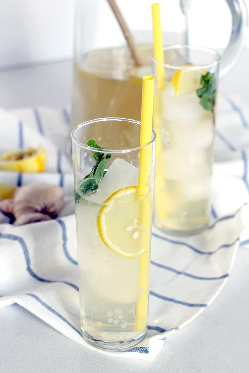 This iced ginger honey lemon tea is super healthy, delicious, and refreshing. Ginger, honey, and lemon all have medicinal qualities- it's great for a queasy stomach, better digestion, or just for a healthy sweet delicious treat!