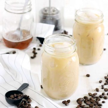 Iced Honey Vanilla Latte | Strong coffee is mixed with a honey vanilla simple syrup and whole milk for a refreshing, refined sugar free beverage | www.bowlofdelicious.com