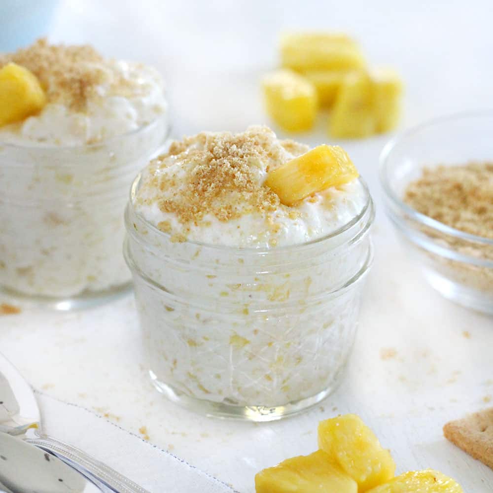 This No-Bake Pineapple Cheesecake Whip recipe uses only 4 ingredients, takes 10 minutes, and has no refined sugar! Made with fresh pineapple and 100% real food ingredients.