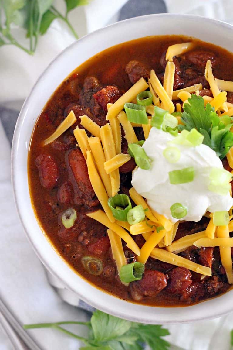 Instant Pot Chili with Ground Beef and Dry Kidney Beans (Slow Cooker