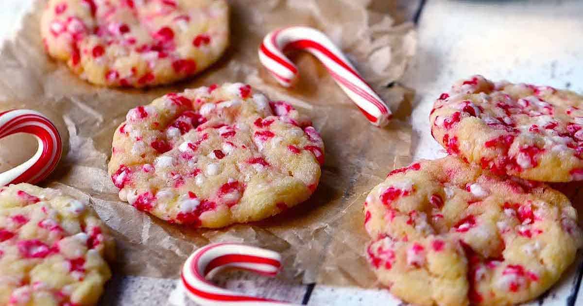 Peppermint Sparkle Sugar Cookies - Bowl of Delicious